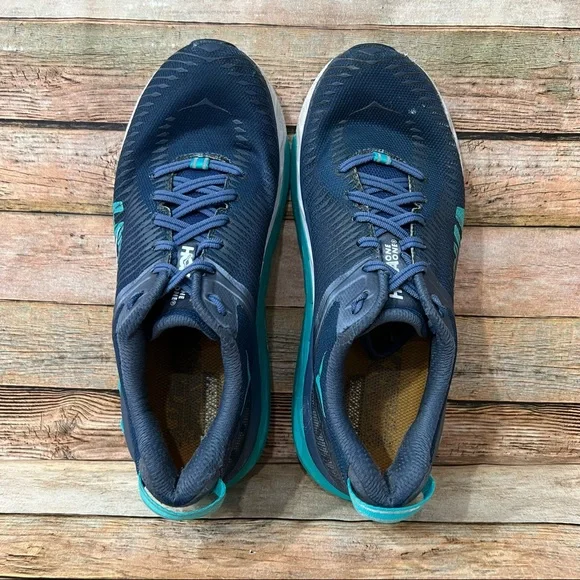 Hoka Arahi 2 Athletic Shoes - Picture 8 of 10